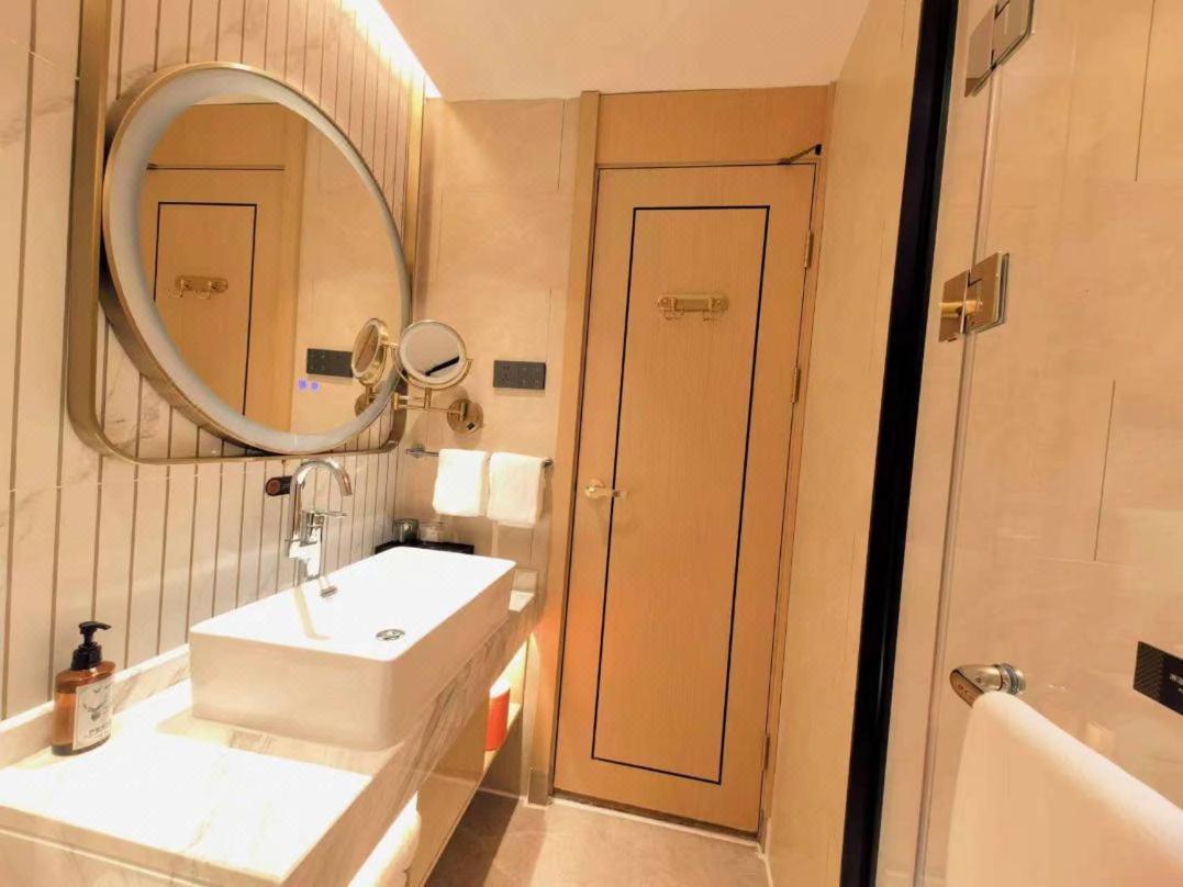 Vienna International Hotel Shenzhen Shuibei Ngoại thất bức ảnh